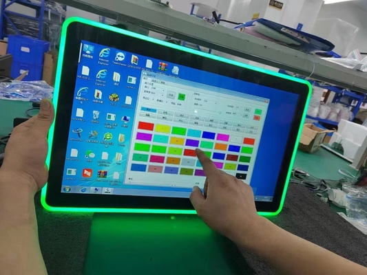 PCAP touchscreen LCD-monitor grootte van 10,1 inch tot 98 inch met ingebouwde kleurrijke LED-lichten voor game machine