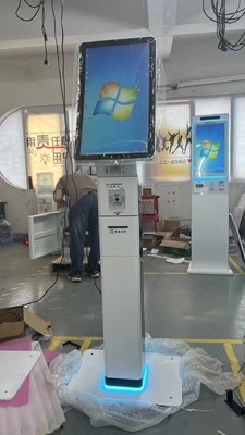 De Self - servicekiosk van Mini Curved 23.6inch met Touch screen het Opdracht geven tot