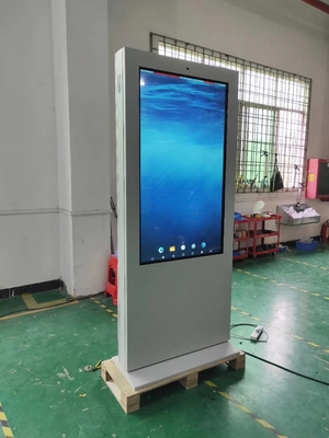 Vloeibare IP65 buiten LCD digitale borden met 50000 uur levensduur