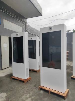 Outdoor LCD Digital Signage Kiosk 43-65 Inch 1920x1080 Touchscreen