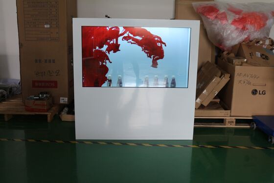 WiFi Bluetooth USB-connectiviteit Multi-touch Digital Signage met verbeterde 5000:1 contrastverhouding en 6 ms aanraakreactietijd voor gebruikersbetrokkenheid