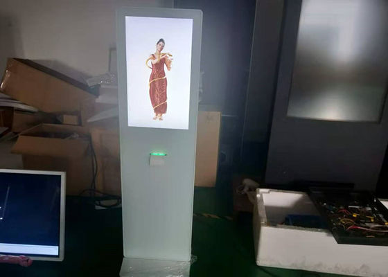 De zwarte kleur de kiosk van het 32 duimtouche screen met 10 punten raakt 400cd/m2 met Printer